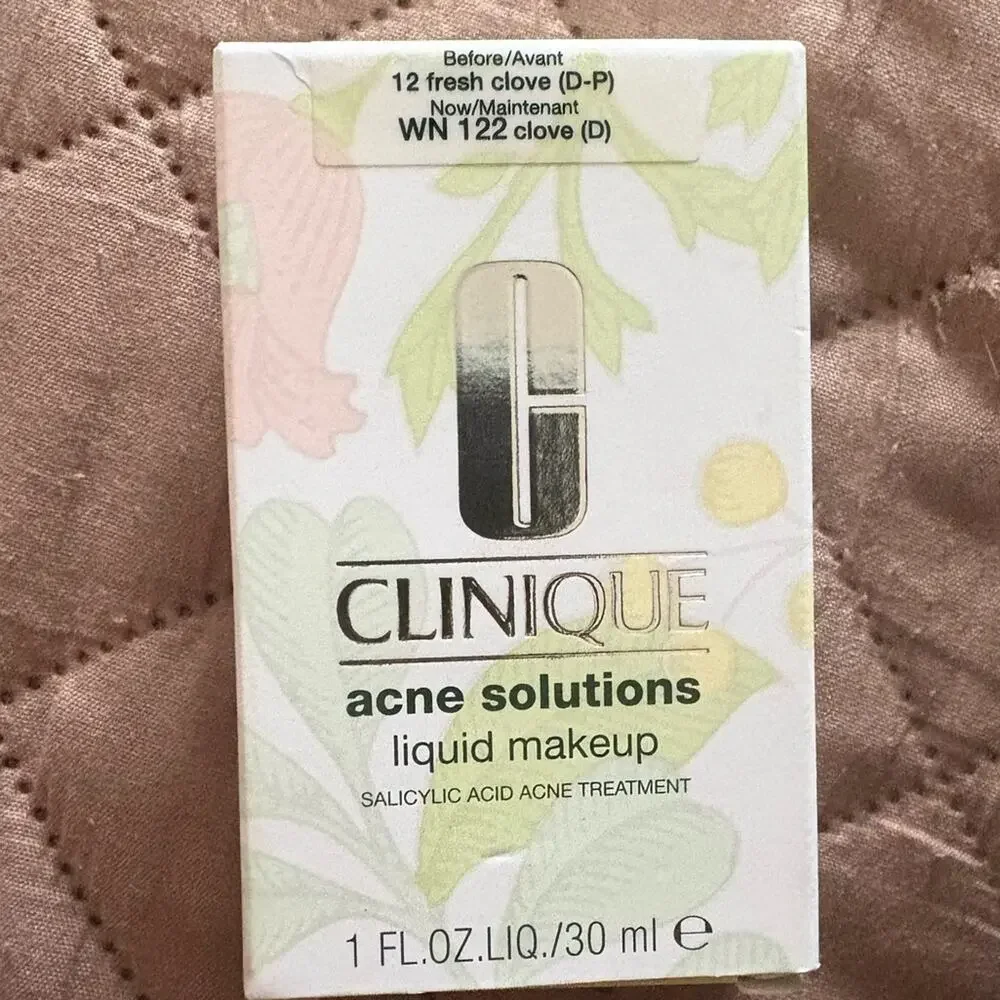 NWT Clinique acne solution liquid makeup foundation in WN 122 clove